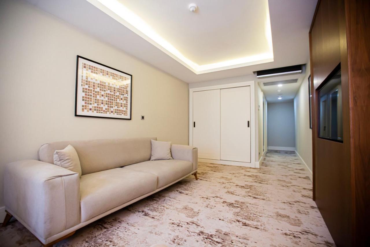 Ramada Plaza Sultanahmet Hotel Истанбул Екстериор снимка A room at the hotel
