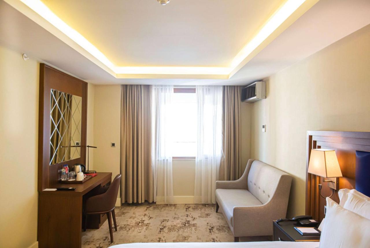 Ramada Plaza Sultanahmet Hotel Истанбул Екстериор снимка A room at the hotel